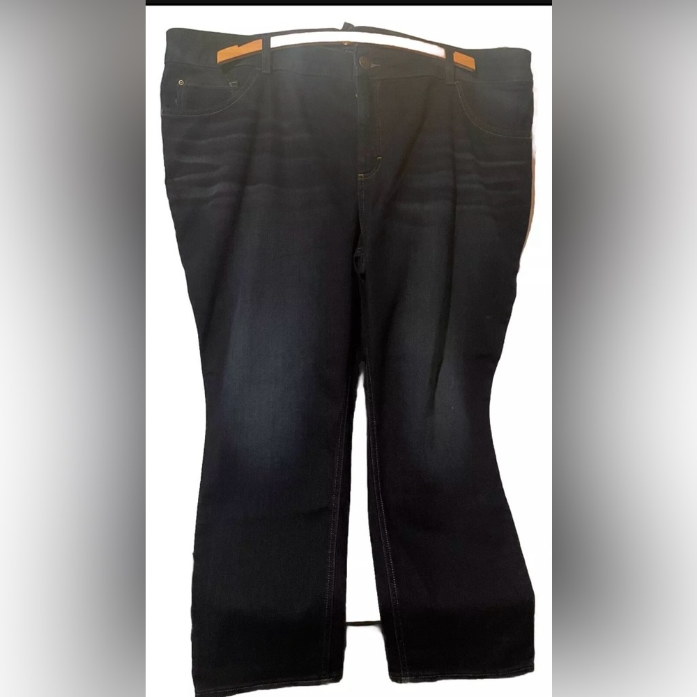 New Lee Women's Straight Leg~ Relax Fit Jeans~26W Petite
